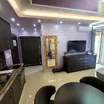 Newborn Apartments Lungomare Vlore
