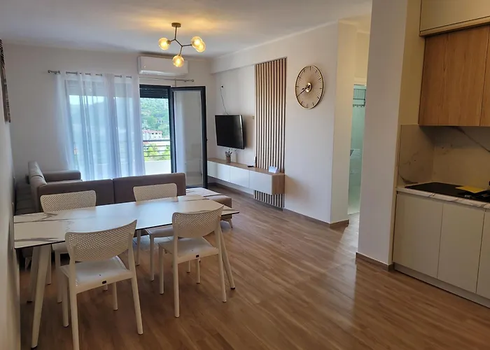 Newborn Apartments Lungomare Vlore
