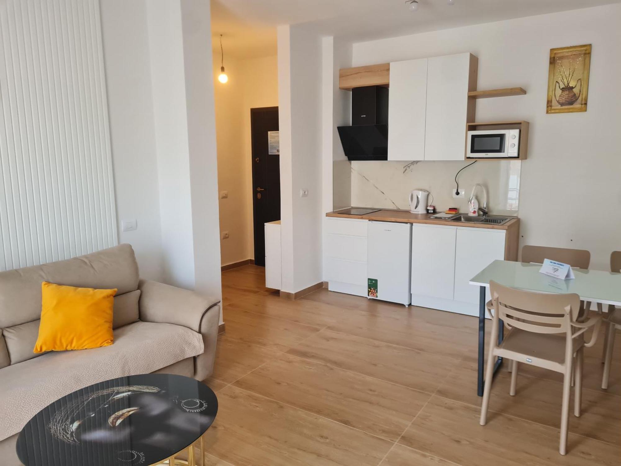 Newborn Lungomare Appartement *