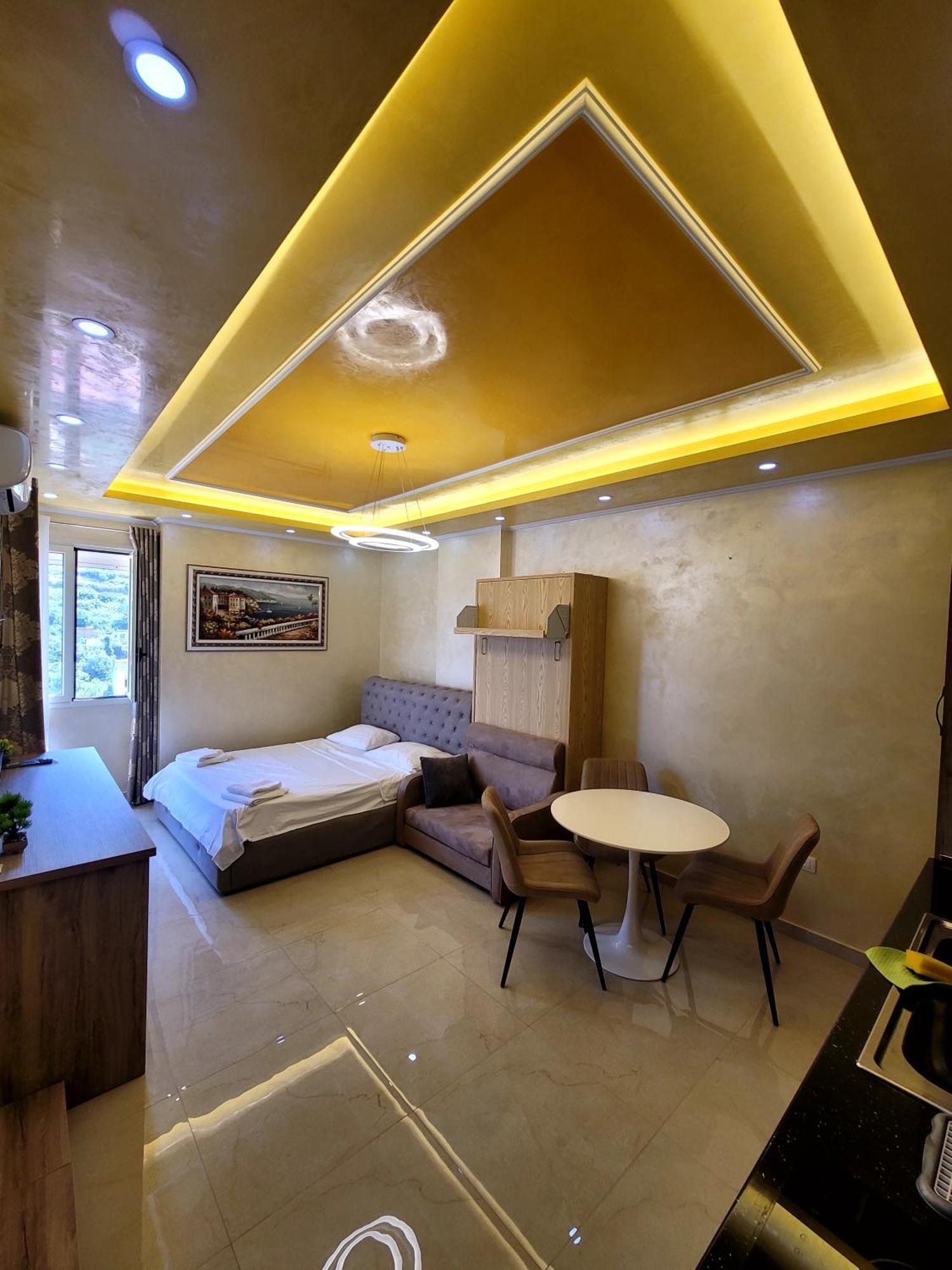 Newborn Lungomare Apartment *